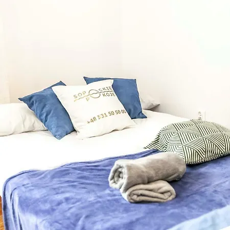 Pokoje Przy Monte Cassino 26. Séjour chez l'habitant *